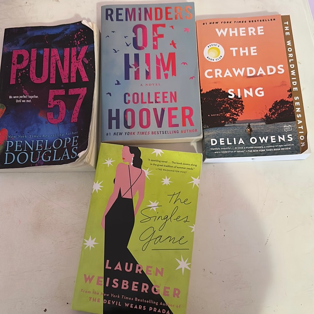 BOOK BUNDLE(Lot of 4)